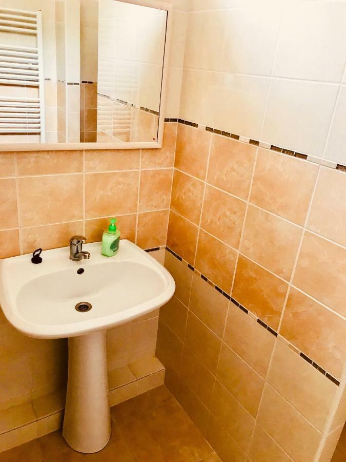 Restaurace penzion Pod Šumárníkem Tvarozna Lhota Exterior foto